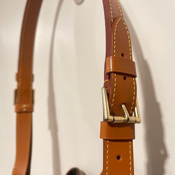 LOUIS VUITTON Noe Epi Leather Tote Drawstring Bucket Shoulder Bag GM, Mandarin - Picture 9 of 16